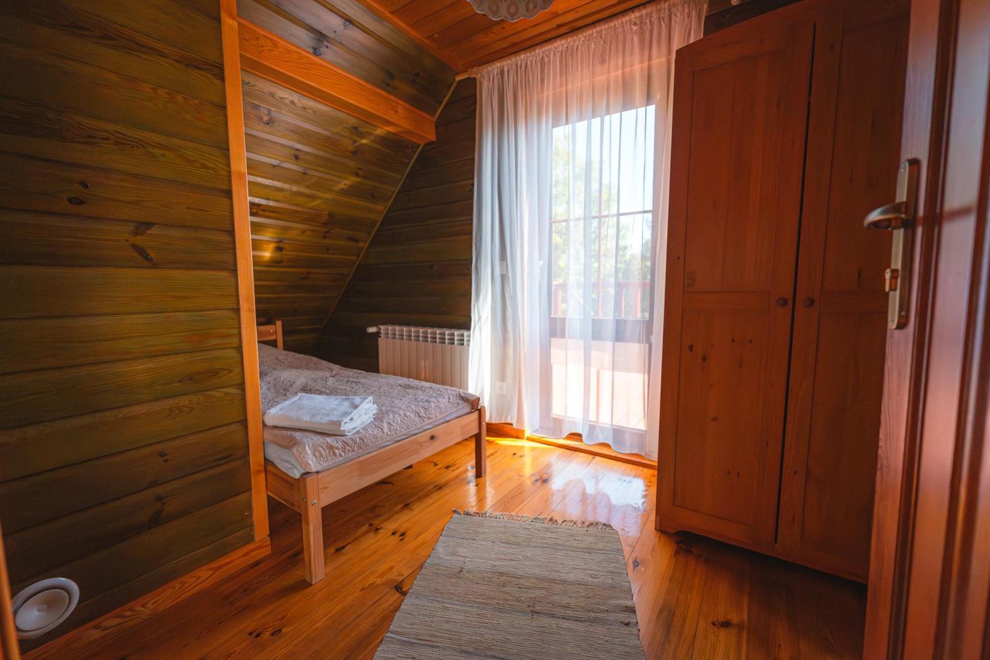 Bug Na Skarpie - Domek Wypoczynkowy Z Jacuzzi I Kominkiem Drohiczyn Exterior photo