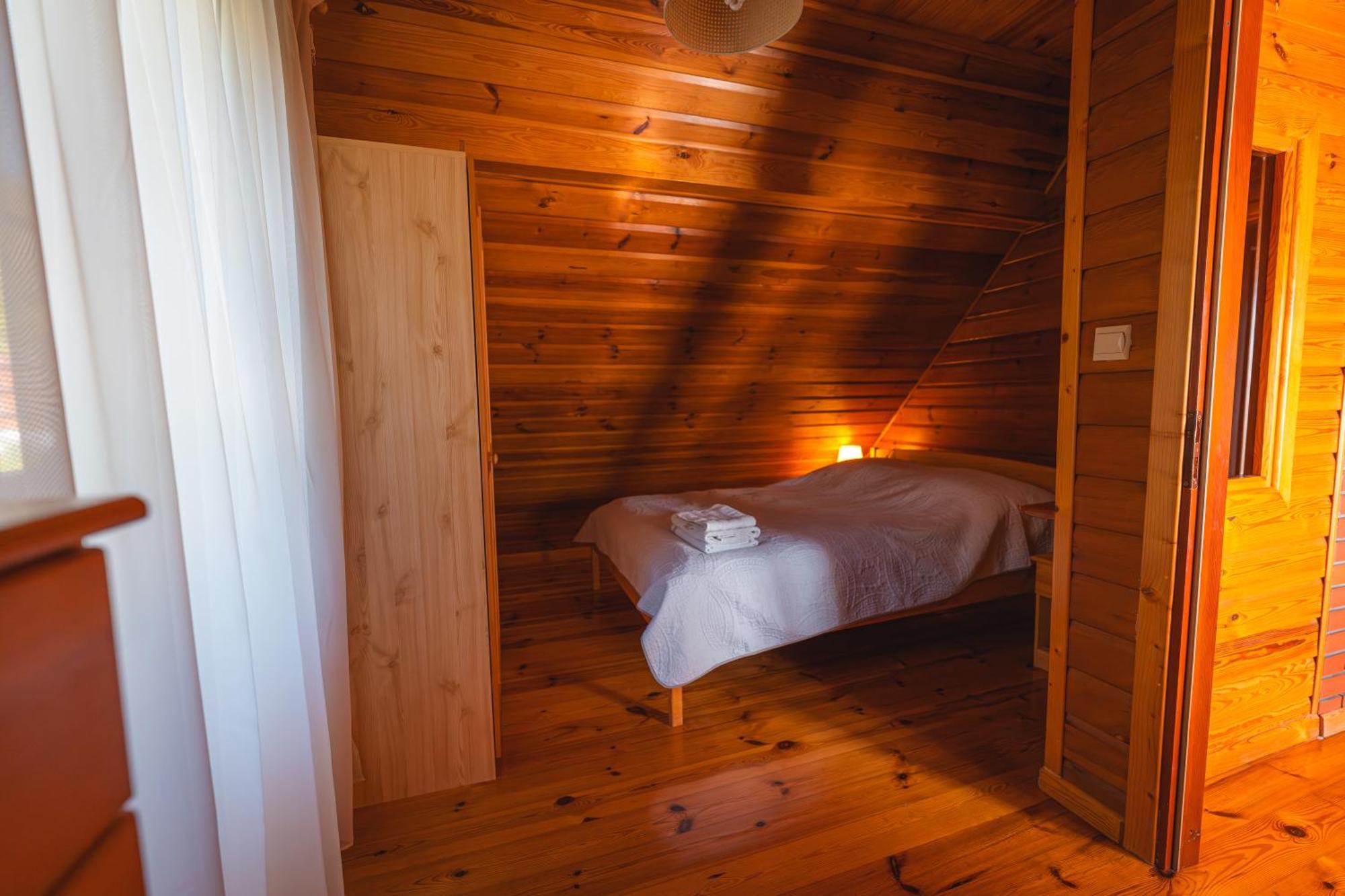 Bug Na Skarpie - Domek Wypoczynkowy Z Jacuzzi I Kominkiem Drohiczyn Exterior photo