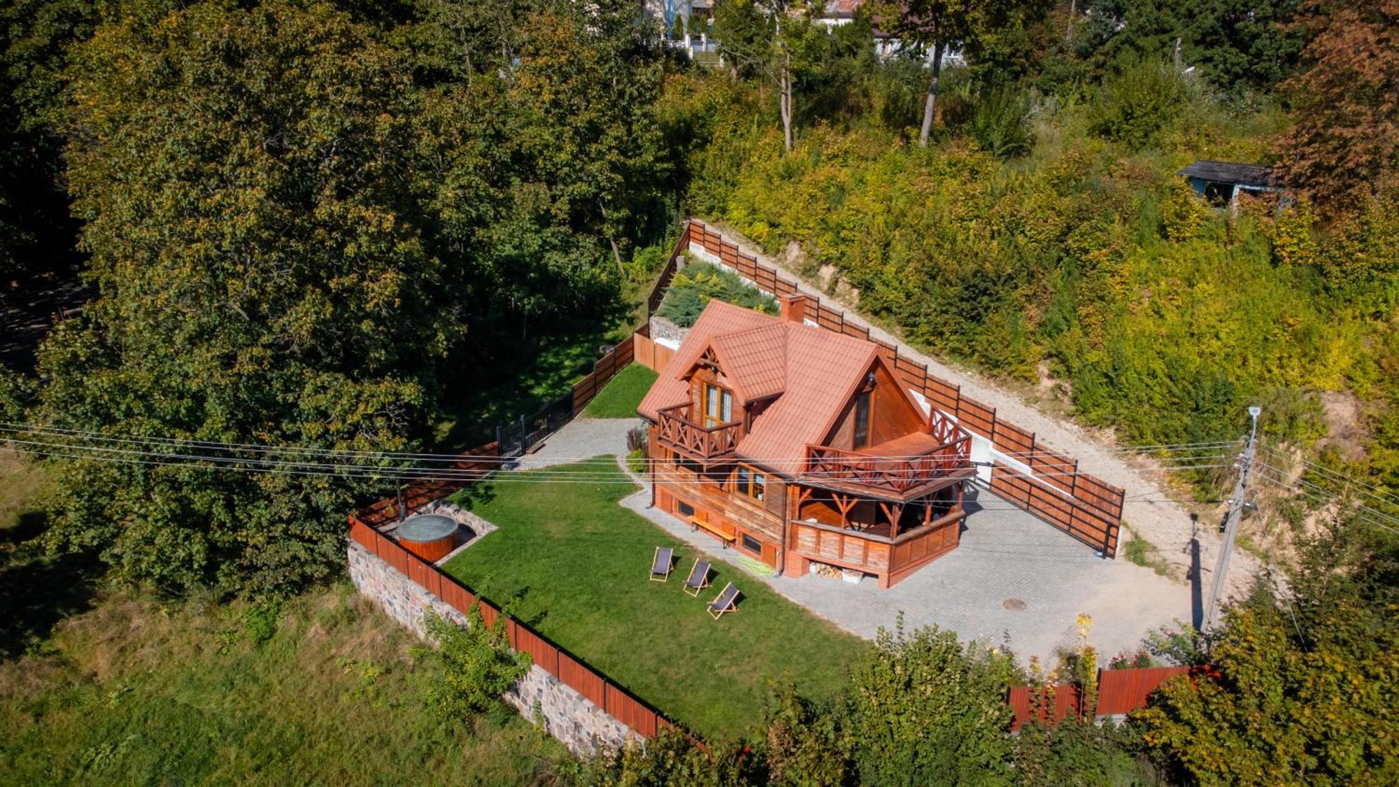 Bug Na Skarpie - Domek Wypoczynkowy Z Jacuzzi I Kominkiem Drohiczyn Exterior photo